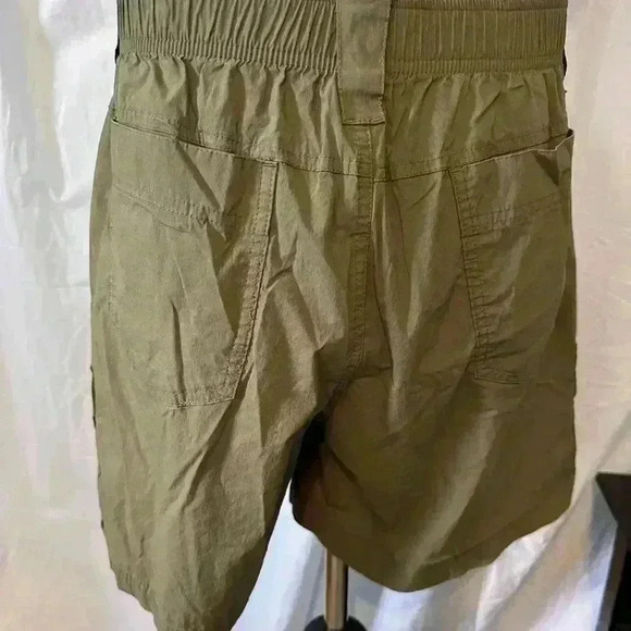 EUC CQR Cargo Shorts Men’s Size XL. Olive Green. 5” Inseam - Picture 3 of 7